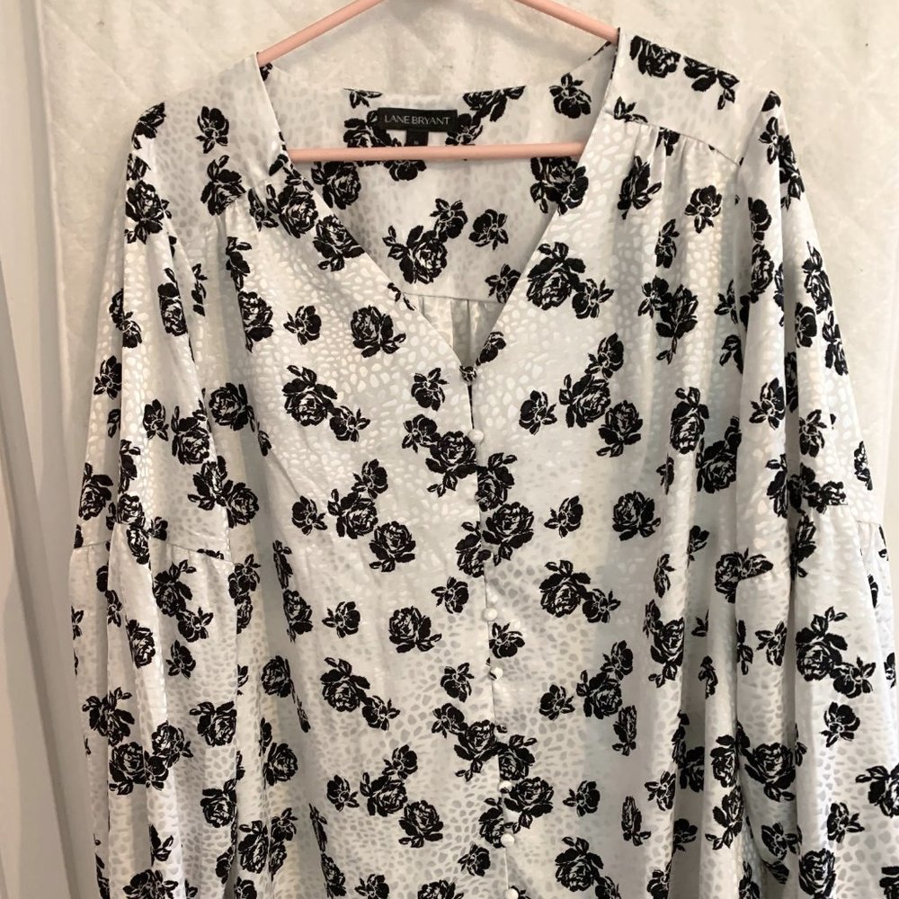 Lane Bryant Plus Size Vintage Women's Poly blend Floral Blouse 16